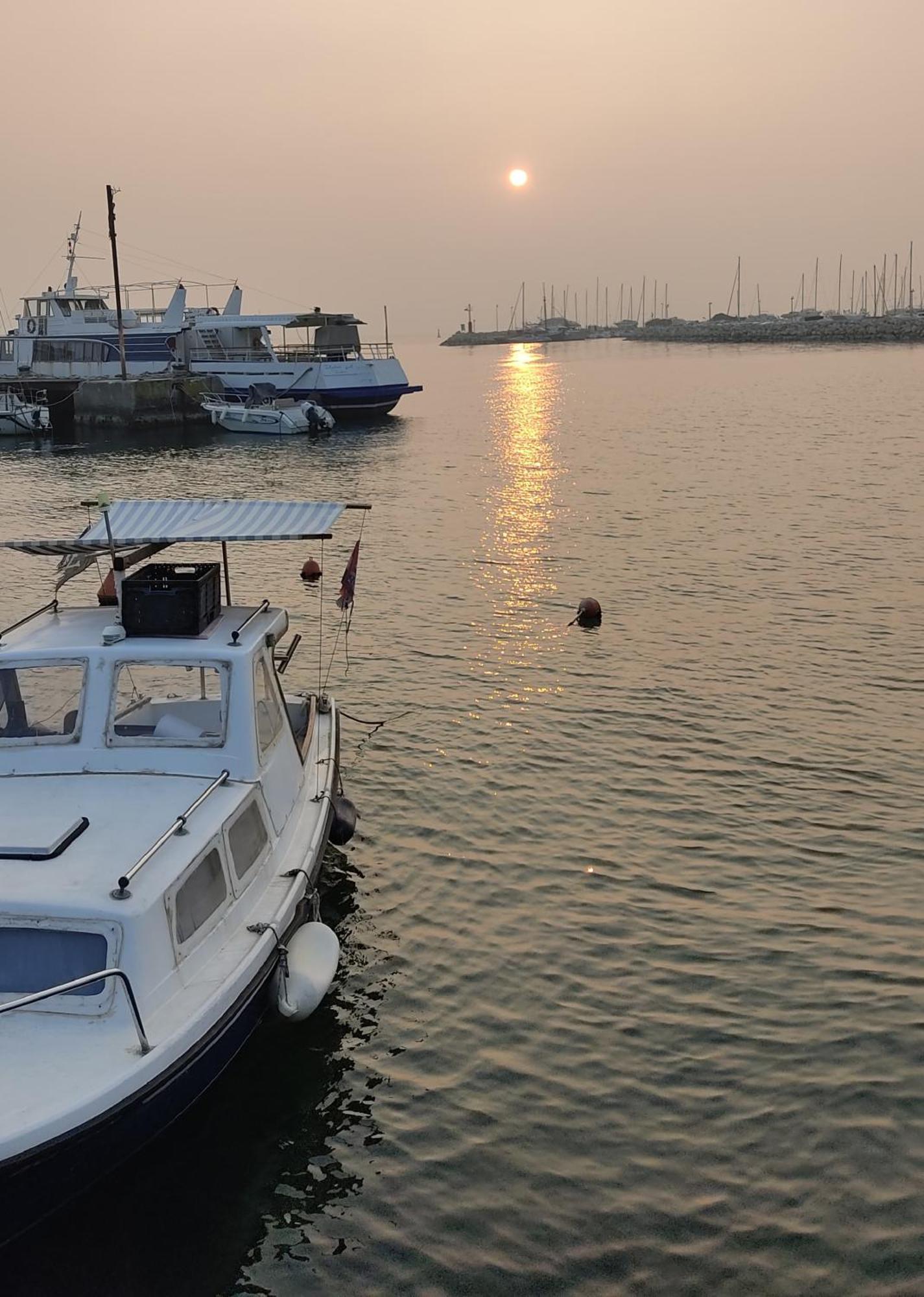 זאדאר Amazing Seaview Apartment With A Balcony Near The Beach - Kneza Trpimira I מראה חיצוני תמונה