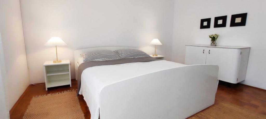 זאדאר Amazing Seaview Apartment With A Balcony Near The Beach - Kneza Trpimira I מראה חיצוני תמונה
